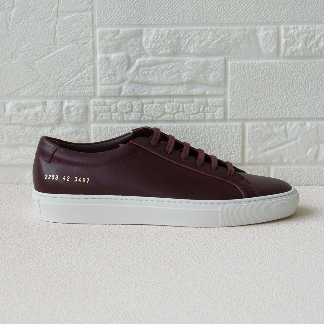 Minimalist Flat Lace-up Sneakers