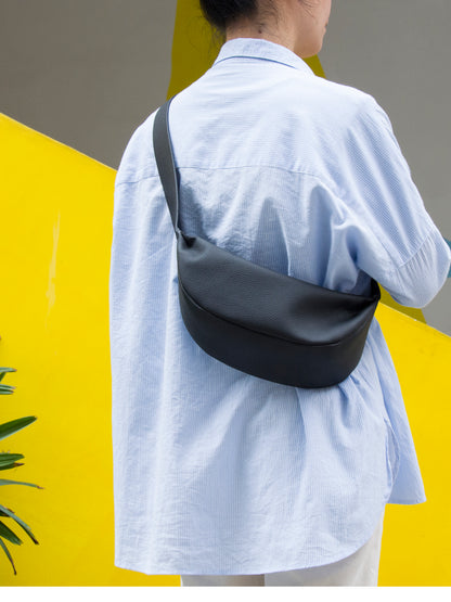 Full-Grain Leather Women's Sling bag