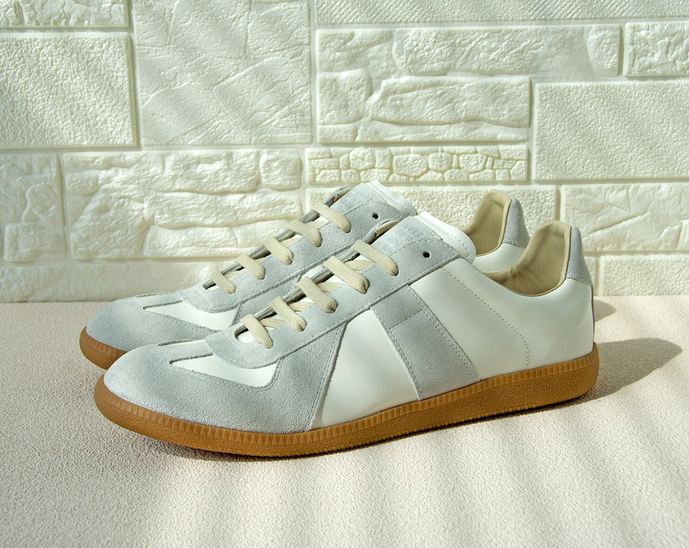 Basic Style Unisex Flat Trainers